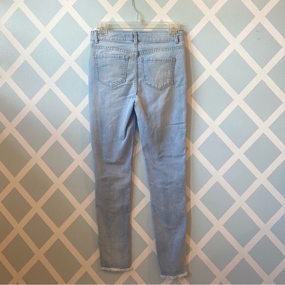 SO Blue Skinny Jeans with Pattern Pockets - Picture 2 of 6